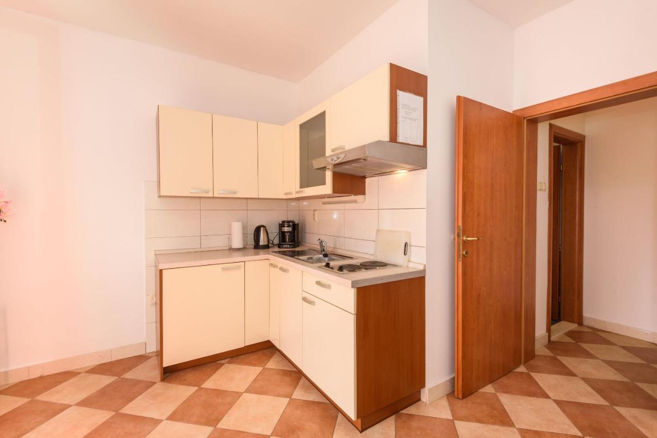 Apartments Zdravko Клек Экстерьер фото